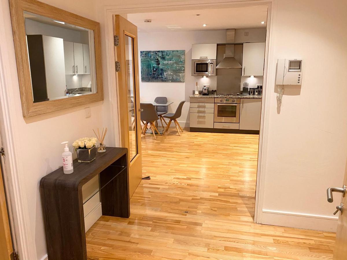 Urban Living'S - The Burley Luxury City Apartment Oxford Bagian luar foto